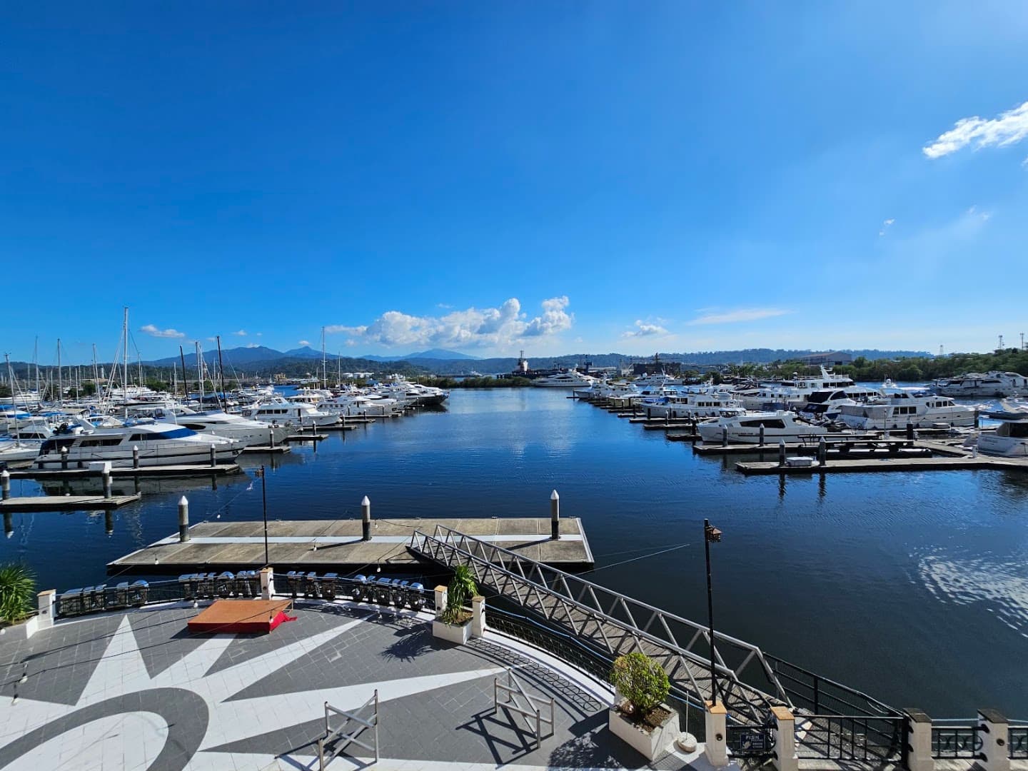 Subic Bay Yacht Club
