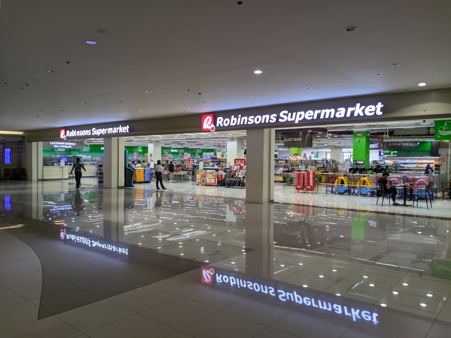 Main Square Mall